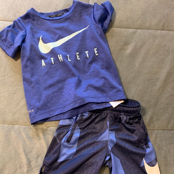 nike dri fit tracksuit kids
